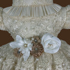 pechera ropón bautizo niña tul bordado patrón floral uniforme con perlas shantung jb120m
